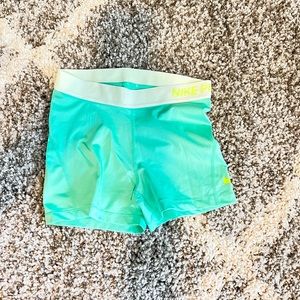 Nike pro Fit shorts